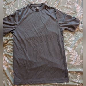 Short sleeve athletic T-shirt